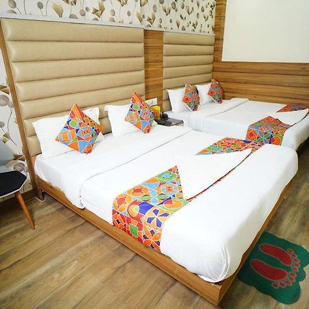 Hotel Delhi Darshan Deluxe-By Rsl Hospitality Nueva Delhi Exterior foto
