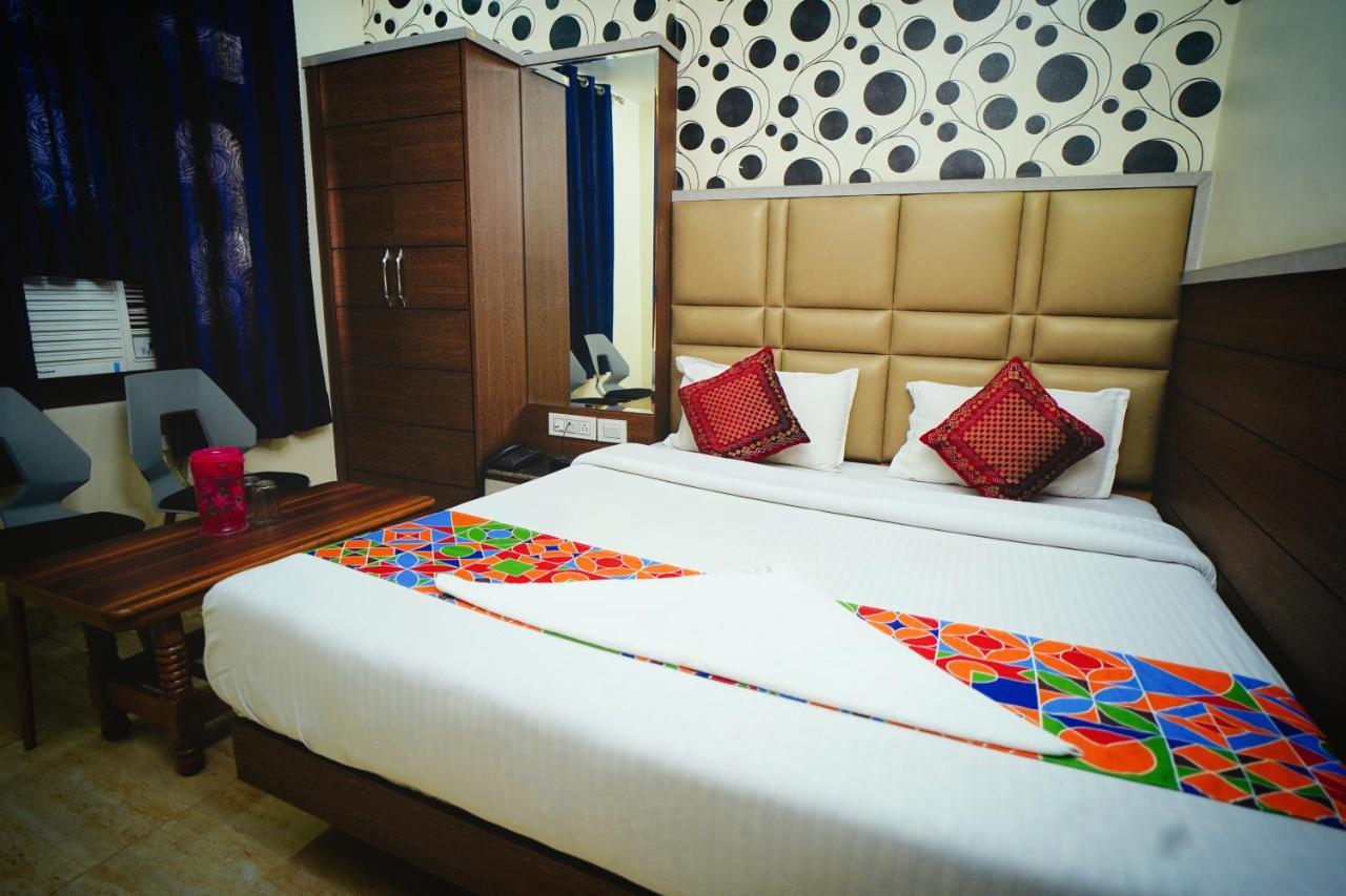 Hotel Delhi Darshan Deluxe-By Rsl Hospitality Nueva Delhi Exterior foto
