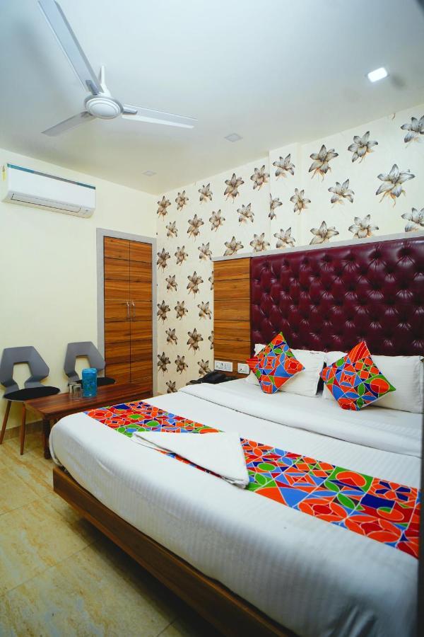 Hotel Delhi Darshan Deluxe-By Rsl Hospitality Nueva Delhi Exterior foto