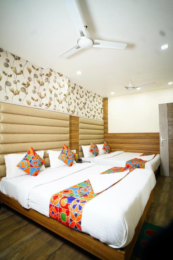 Hotel Delhi Darshan Deluxe-By Rsl Hospitality Nueva Delhi Exterior foto